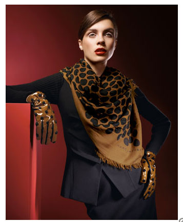 marc-jacobs-dots.jpg