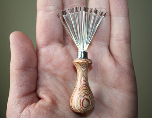 philip-b-hairbrush-cleaner.jpg