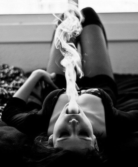 female-smoker.jpg