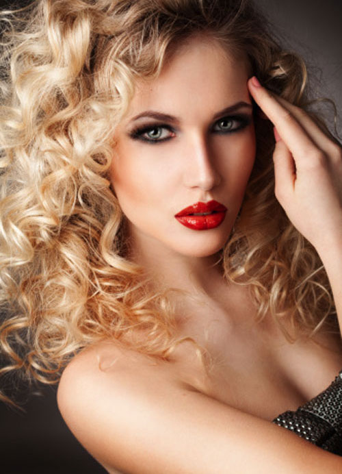 blonde-model-with-brows.jpg