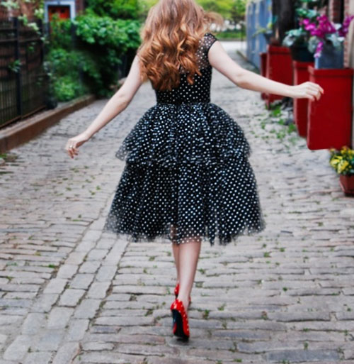 redhead-in-dots.jpg