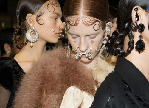 givenchy-facial-jewelry-2.jpg Givenchy facial jewelry 2