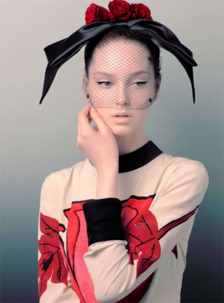 slicked-with-fascinator.jpg Slicked with fascinator