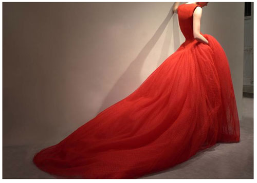valli-red-dress.jpg