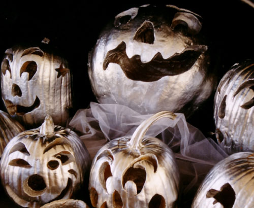 silver-pumpkins.jpg